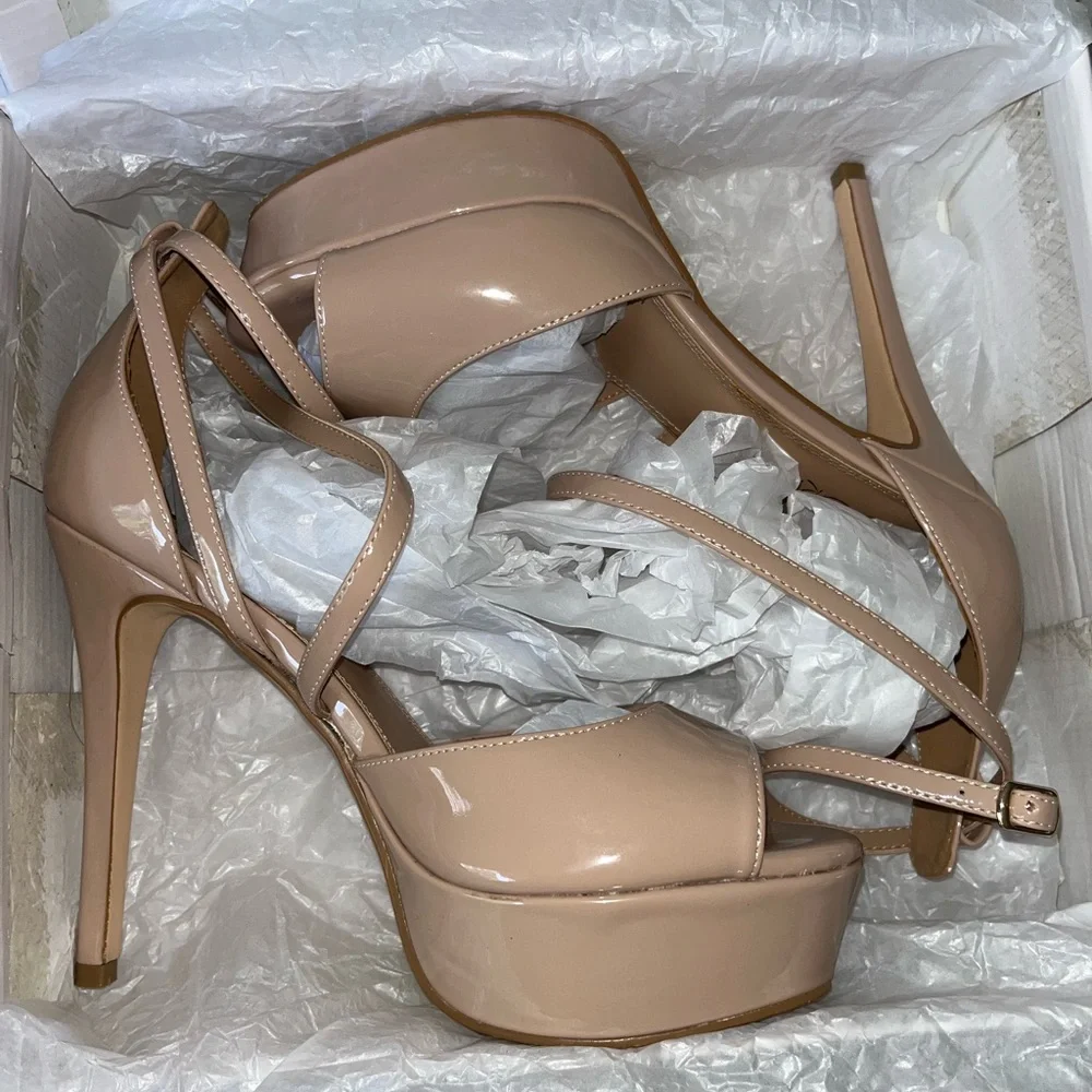 As new!! ISADORA platform nude heels. - Picture 3 of 14